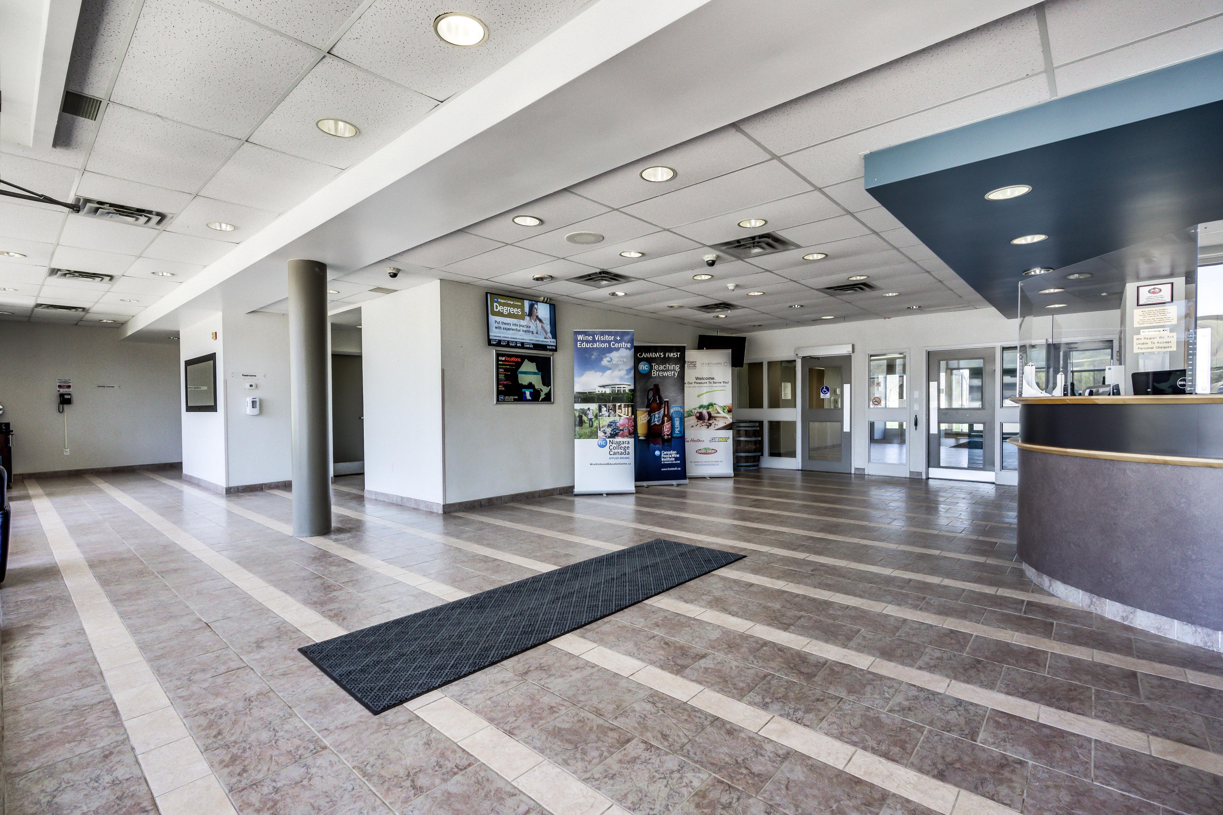 Residence & Conference Centre - Niagara-On-The-Lake Saint Catharines Exterior photo